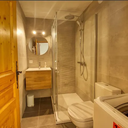 Renove 3 Chambres, Ski-bus A Proximite, Terrasse, Wi-fi - Fr-1-642-95 Apartment