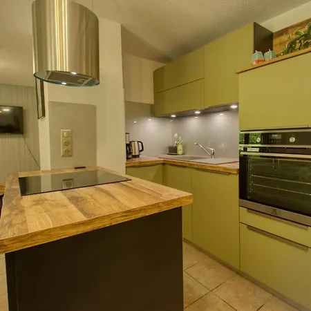 Renove 3 Chambres, Ski-bus A Proximite, Terrasse, Wi-fi - Fr-1-642-95 *